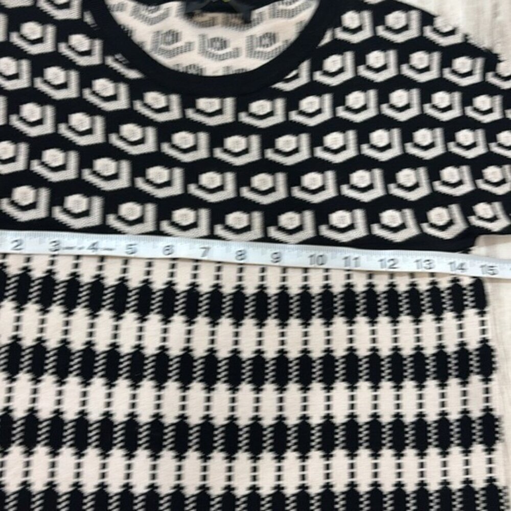 MaxMara Black and Cream Knit black and beige sweater dress size Small - Picture 4 of 8